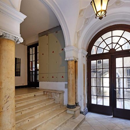 Appartamento Apartman Kruna Belgrado Esterno foto