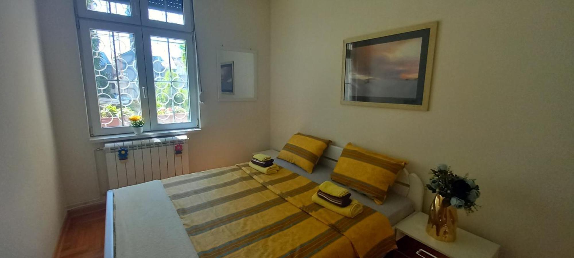 Appartamento Apartman Kruna Belgrado Esterno foto