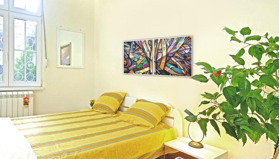 Appartamento Apartman Kruna Belgrado Esterno foto