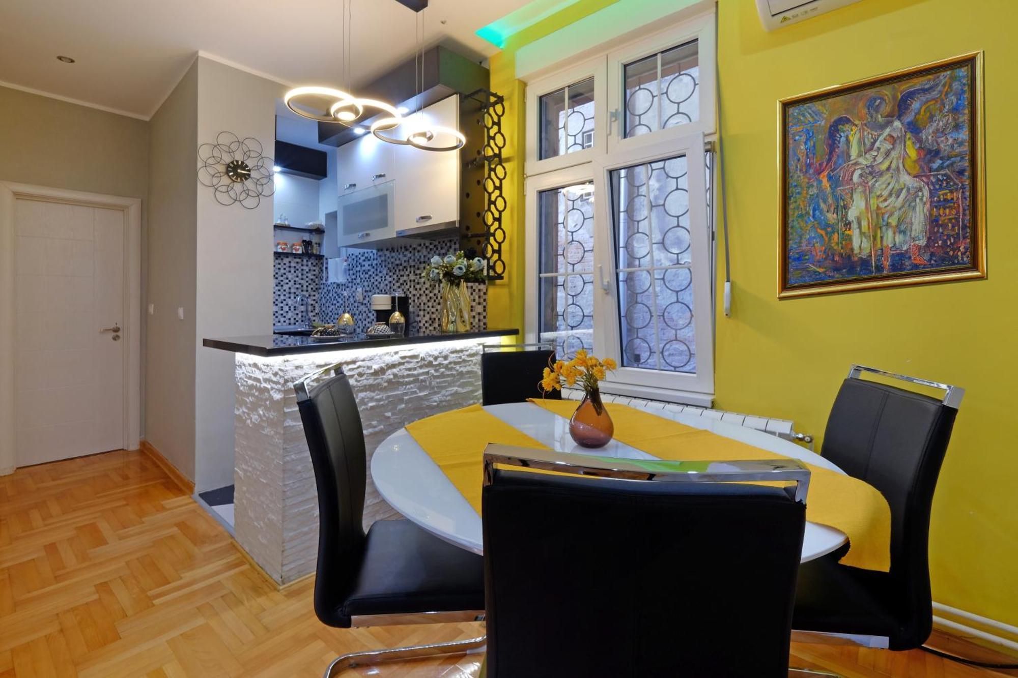 Appartamento Apartman Kruna Belgrado Esterno foto